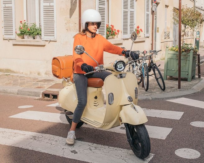 Scooter Pink
